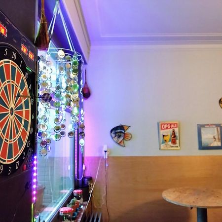 Vakantiewoning In Mol Centrum Met Eigen Bar "Casacuriosa" Kültér fotó