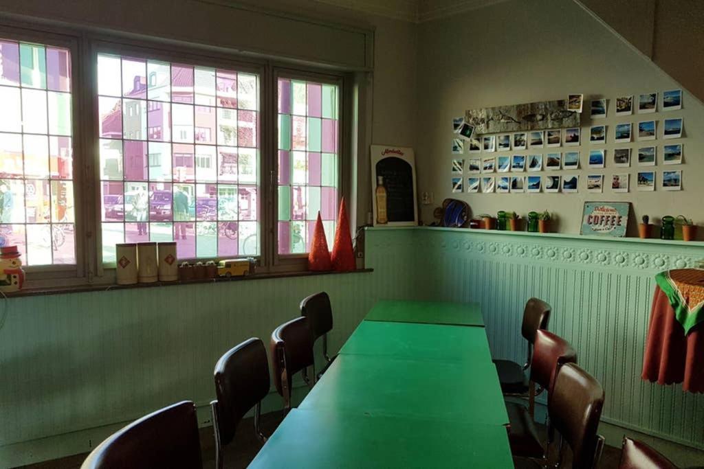 Vakantiewoning In Mol Centrum Met Eigen Bar "Casacuriosa" Kültér fotó
